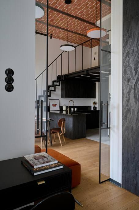 Loft Industrialny Przy Bulwarze Staromiejskim Apartment Wrocław Exterior foto