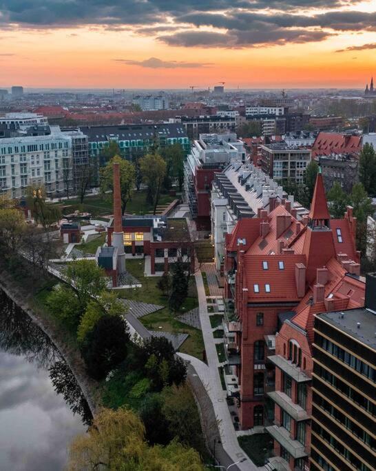 Loft Industrialny Przy Bulwarze Staromiejskim Apartment Wrocław Exterior foto